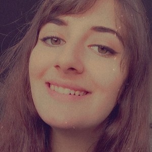 Julie - Prof d'aide aux devoirs - Beuvrages
