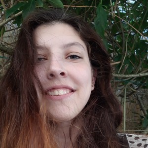 Elise - Prof de design - Saint-Maurice-les-Brousses