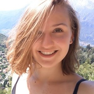 Andréa - Prof d'histoire - Brunoy