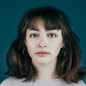 Alizée - Prof de dessin - Paris
