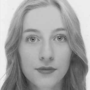 Alicia - Prof d'arts plastiques - Blagnac