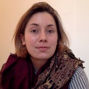 Nina - Prof de broderie - Paris