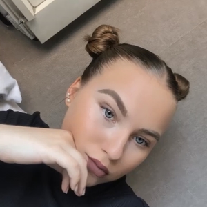 Nora - Prof d'aide aux devoirs - Nanterre