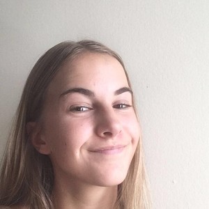 Emilie - Prof d'aide aux devoirs - Corenc