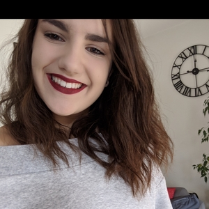 Mia - Prof d'aide aux devoirs - Villeurbanne