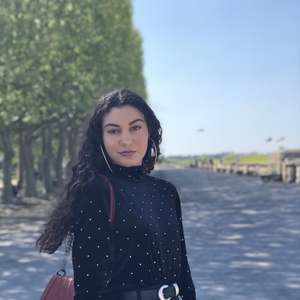 Yasmine - Prof de français - Montpellier