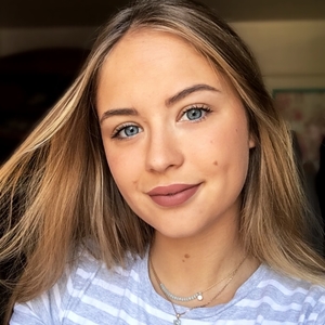 Cassandre - Prof de maths - Olivet