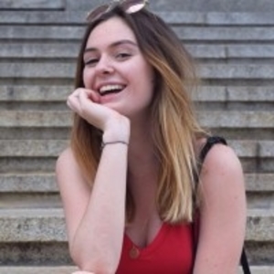 Julia - Prof d'anglais - Saint-Étienne