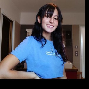 Lola - Prof d'anglais - Saint-André-les-Vergers