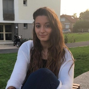 Léa - Prof de français - Bondoufle