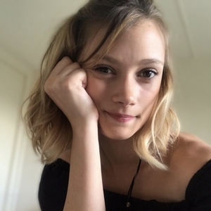 Alyse - Prof d'aide aux devoirs - Paris