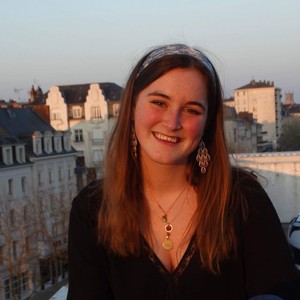 Laure Hélène - Prof d'aide aux devoirs - La Roche-sur-Yon