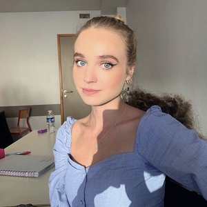 Emma - Prof d'aide aux devoirs - Paris