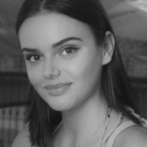 Yasmine - Prof d'anglais - Mâcon