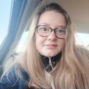 Justine - Prof d'aide aux devoirs - Hallencourt