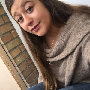 Clara - Prof d'aide aux devoirs - Attigny