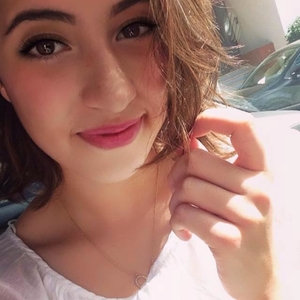Loubna - Prof de maths - Mauges-sur-loire