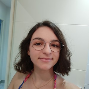 Anaëlle - Prof de maths - Saint-Étienne