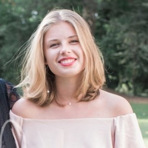 Inès - Prof de maths - Acigné