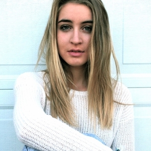 Laura - Prof de maths - Lyon