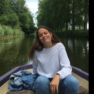 Laura - Prof de maths - Tours