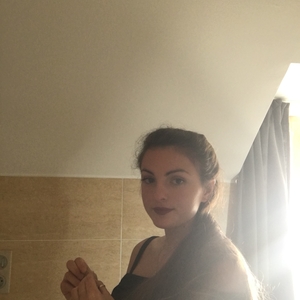 Alexandra - Prof de SVT - Paris
