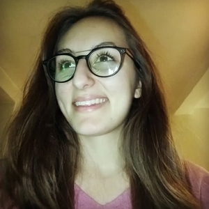 Laura - Prof de français - Montceaux