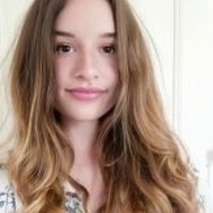 Emma - Prof de français - Tours