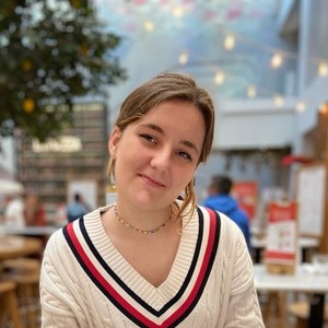 Lola - Prof d'anglais - Paris