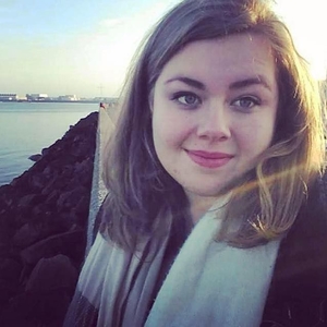 Léa - Prof de maths - Caen