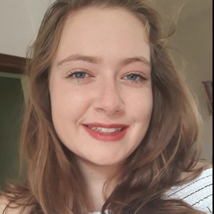 Emeline - Prof de français - Poitiers