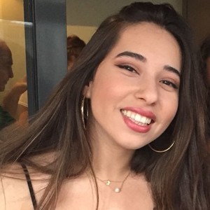Céline - Prof de philosophie - Paris