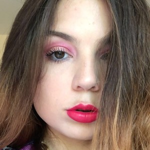 Julie - Prof d'anglais - Saint-Avit-Saint-Nazaire