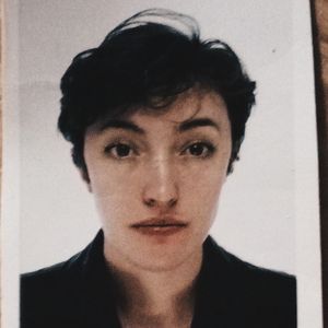Caroline - Prof de droit constitutionnel - Avrillé