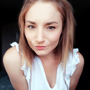 Jennifer - Prof de français - Bordes