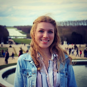 Cynthia - Prof de français - Parentis-en-Born