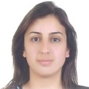 Aya - Prof de chimie - Montréal