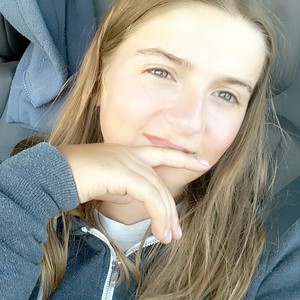 Louise - Prof de maths - Saint-Savinien