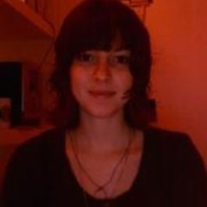 Charlotte - Prof d'économie - Angers