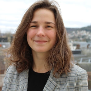 Célia - Prof d'aide aux devoirs - Mont-Saint-Aignan