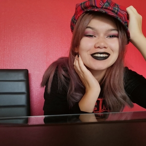 Alicia - Prof d'anglais - Moissy-Cramayel