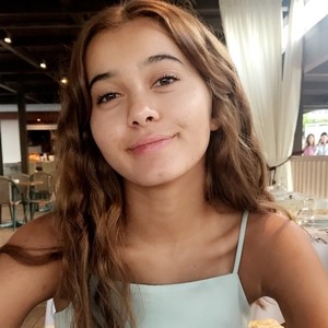 Leila - Prof d'anglais - Asnières-sur-Seine