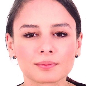 Lucie - Prof de français - Paris