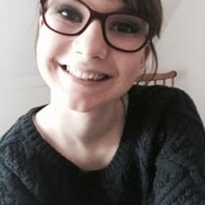 Camille - Prof de français - Bron