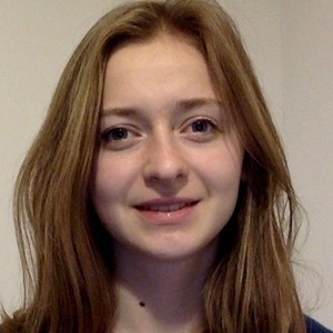 Klaudia - Prof de maths - Colombes