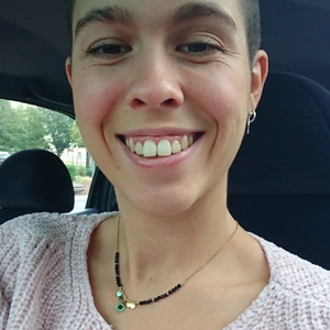 Chloé - Prof d'économie - Besançon