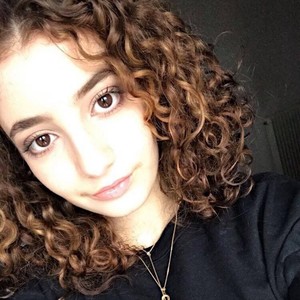 Laura - Prof d'aide aux devoirs - Nanterre