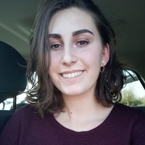 Lola - Prof d'aide aux devoirs - Nersac