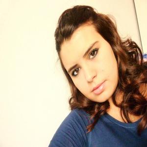 Caroline - Prof de maths - Caen