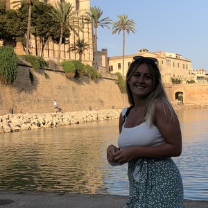Julie - Prof d'aide aux devoirs - Lille
